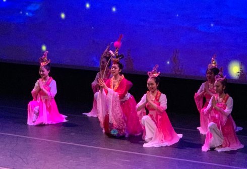 高娓娓:“流彩花韵——梁坤钿舞蹈专场演出”隆重亮相纽约林肯中心