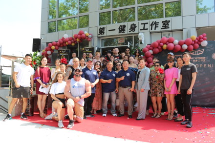 高娓娓:第一健身工作室FirstFitness精彩亮相美国纽约